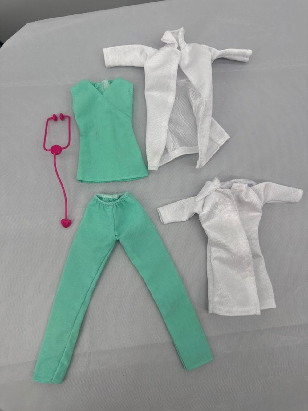 Barbie Doctor Scrubs Lab Coat Outfit Lot Pink Stethoscope Aesthetic Toy Clothes